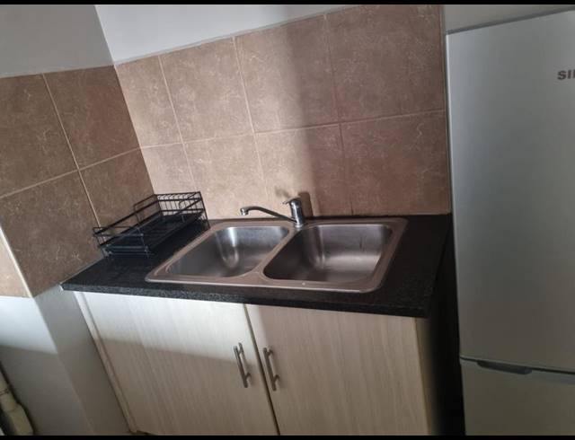 2 BEDROOM PROPERTY TO RENT IN DIE BULT